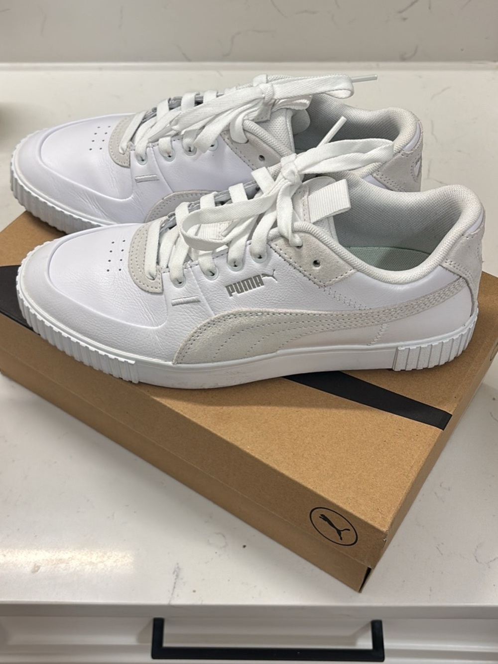 Puma Women’s White and Light Gray Low-Top Golf Shoes